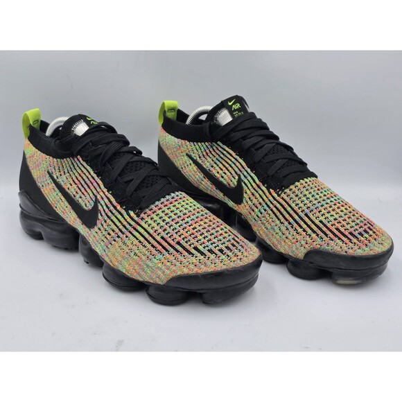 Nike Men’s Air VaporMax Flyknit 3 Multi Color Black Voit AJ6900-006 Size 9.5